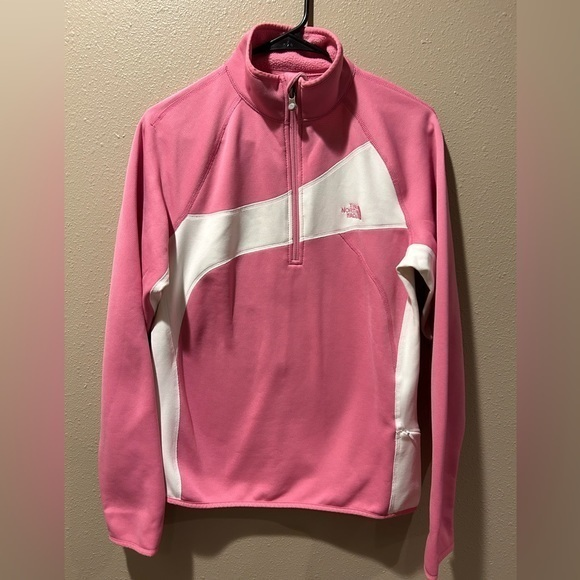 The North Face Tops - The North Face Pullover‎
